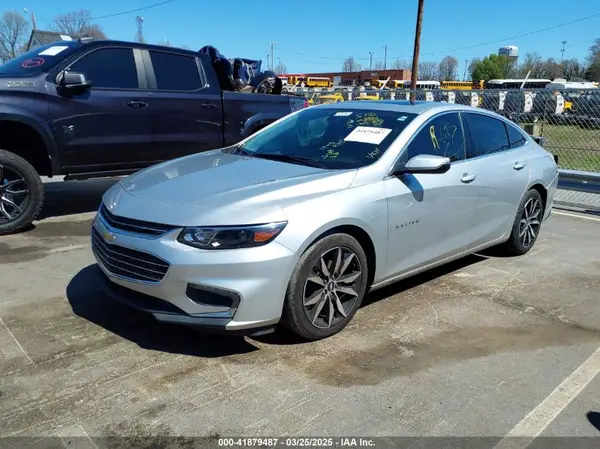 1G1ZD5ST4JF293411 2018 CHEVROLET MALIBU - Image 2