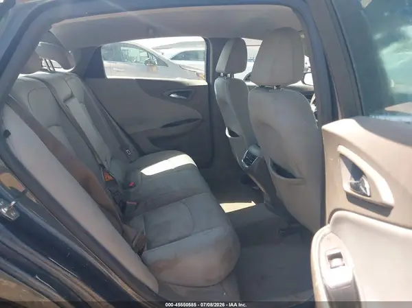1G1ZD5ST4KF104239 2019 CHEVROLET MALIBU - Image 8