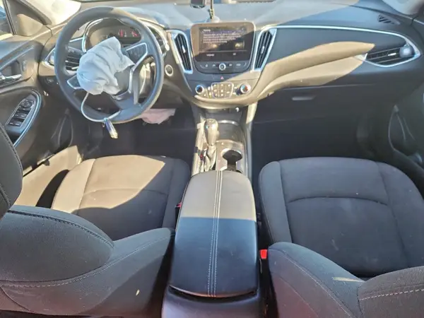 1G1ZD5ST4KF107027 2019 CHEVROLET MALIBU - Image 8
