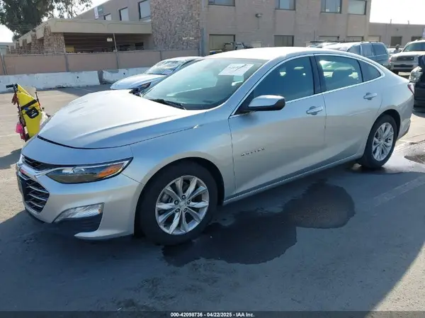 1G1ZD5ST4KF109179 2019 CHEVROLET MALIBU - Image 2