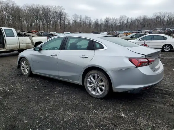 1G1ZD5ST4KF111160 2019 CHEVROLET MALIBU - Image 2