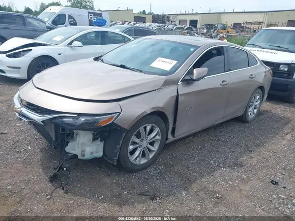 1G1ZD5ST4KF112678 2019 CHEVROLET MALIBU - Image 2