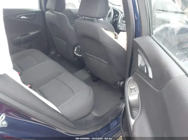 1G1ZD5ST4KF119064 2019 CHEVROLET MALIBU - Image 8