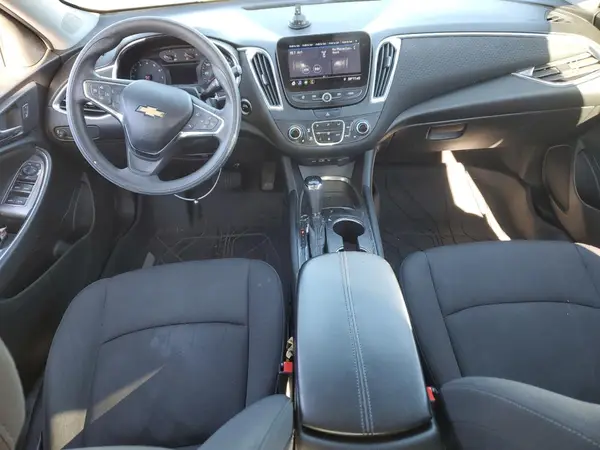 1G1ZD5ST4KF121087 2019 CHEVROLET MALIBU - Image 8