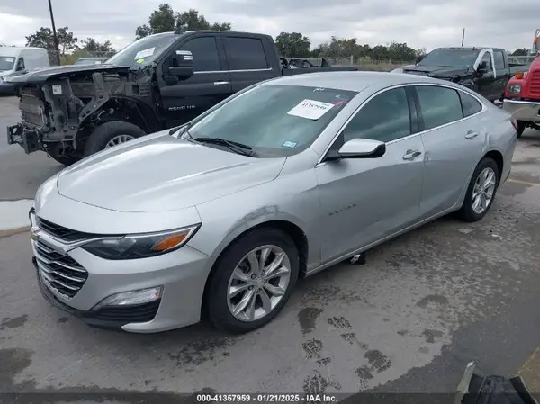 1G1ZD5ST4KF126953 2019 CHEVROLET MALIBU - Image 2