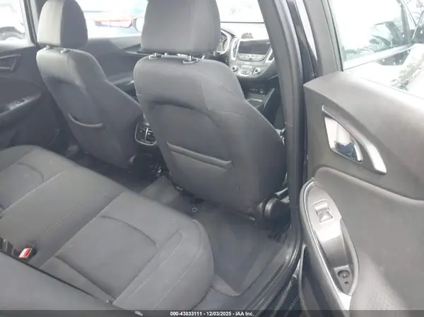 1G1ZD5ST4KF131389 2019 CHEVROLET MALIBU - Image 8