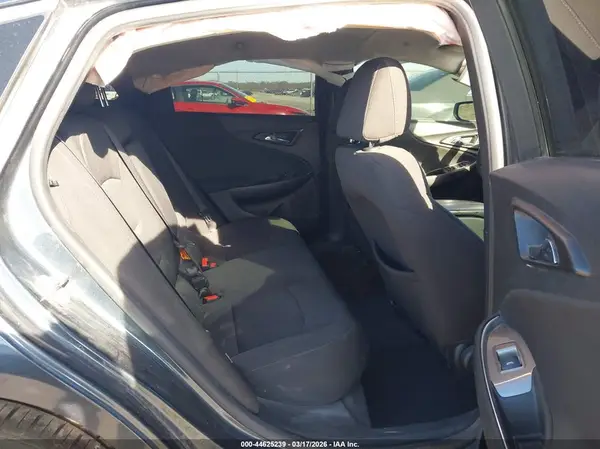 1G1ZD5ST4KF132459 2019 CHEVROLET MALIBU - Image 8