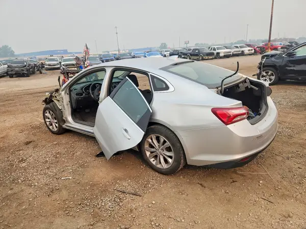 1G1ZD5ST4KF132574 2019 CHEVROLET MALIBU - Image 2