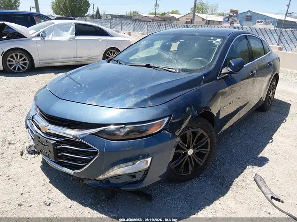 1G1ZD5ST4KF138780 2019 CHEVROLET MALIBU - Image 2