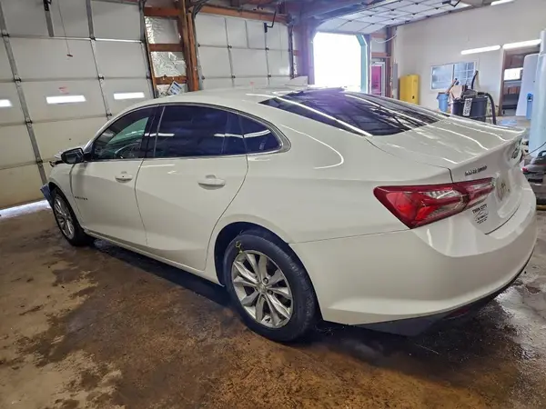 1G1ZD5ST4KF147026 2019 CHEVROLET MALIBU - Image 2