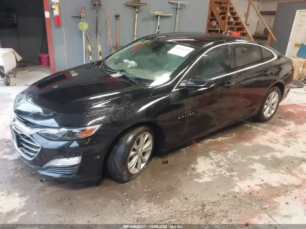 1G1ZD5ST4KF152565 2019 CHEVROLET MALIBU - Image 2