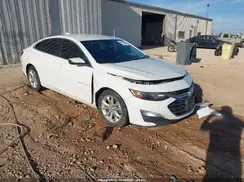 1G1ZD5ST4KF155823 2019 CHEVROLET MALIBU