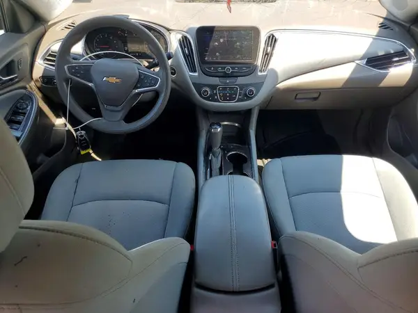 1G1ZD5ST4KF180401 2019 CHEVROLET MALIBU - Image 8