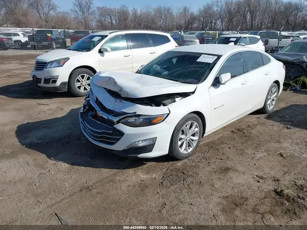 1G1ZD5ST4KF180589 2019 CHEVROLET MALIBU - Image 2