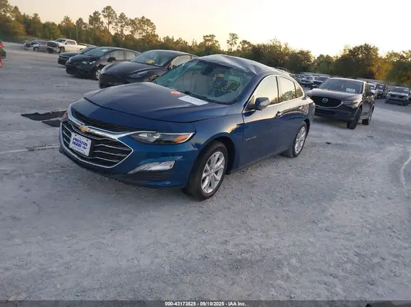 1G1ZD5ST4KF184089 2019 CHEVROLET MALIBU - Image 2