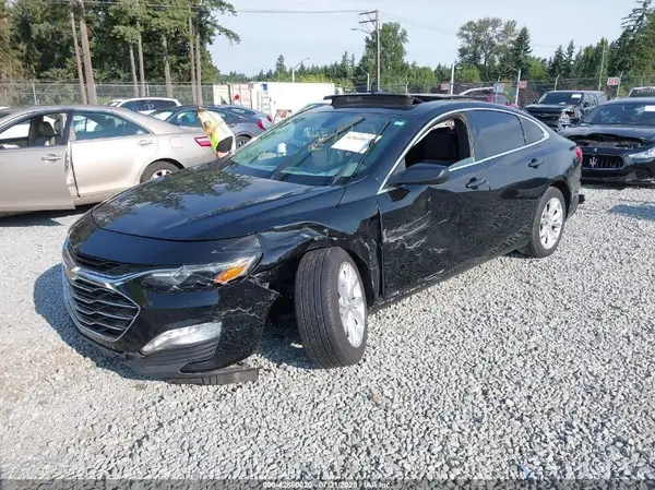 1G1ZD5ST4KF189714 2019 CHEVROLET MALIBU - Image 2