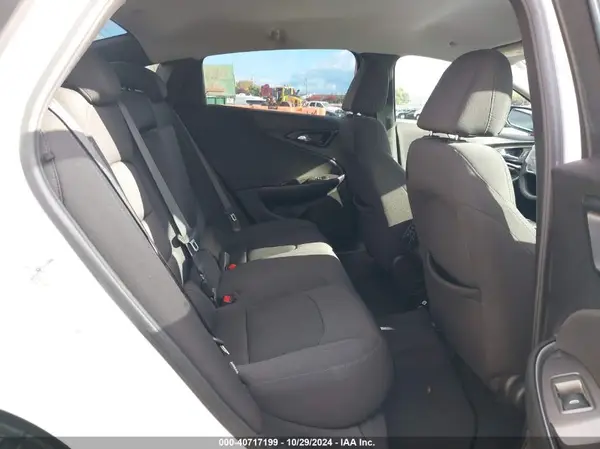 1G1ZD5ST4KF192371 2019 CHEVROLET MALIBU - Image 8