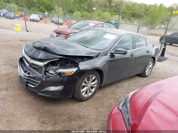 1G1ZD5ST4KF195447 2019 CHEVROLET MALIBU - Image 2
