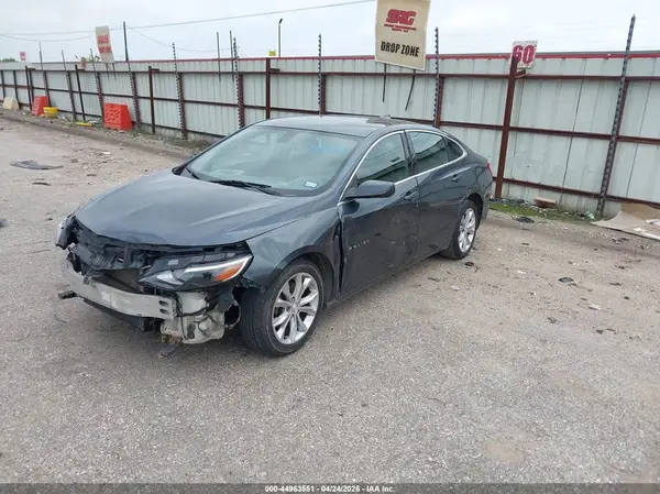 1G1ZD5ST4KF215650 2019 CHEVROLET MALIBU - Image 2