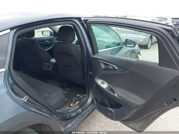 1G1ZD5ST4KF215650 2019 CHEVROLET MALIBU - Image 8