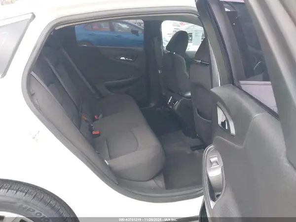1G1ZD5ST4KF224431 2019 CHEVROLET MALIBU - Image 8