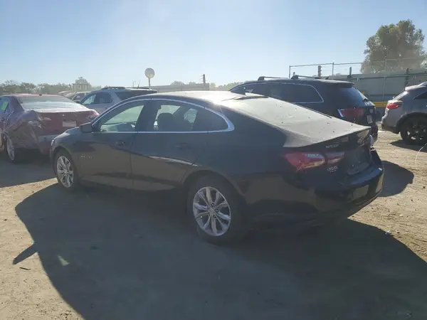 1G1ZD5ST4LF011156 2020 CHEVROLET MALIBU - Image 2
