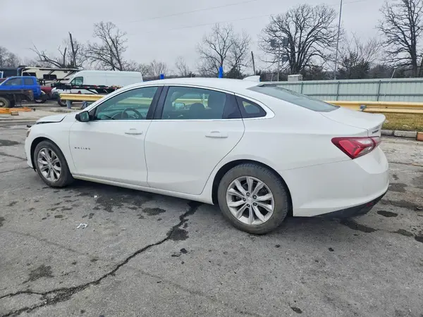 1G1ZD5ST4LF055674 2020 CHEVROLET MALIBU - Image 2