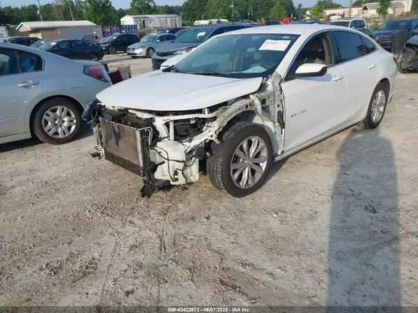 1G1ZD5ST4LF069168 2020 CHEVROLET MALIBU - Image 2