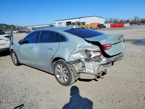 1G1ZD5ST4LF081112 2020 CHEVROLET MALIBU - Image 2