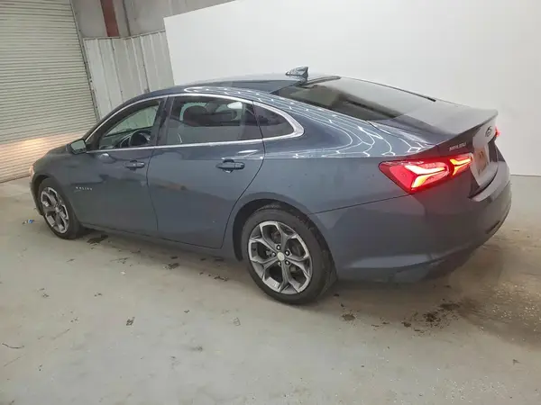 1G1ZD5ST4LF111418 2020 CHEVROLET MALIBU - Image 2