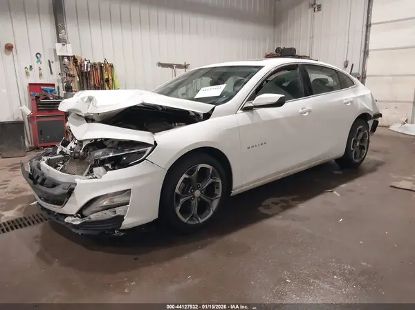 1G1ZD5ST4LF122175 2020 CHEVROLET MALIBU - Image 2