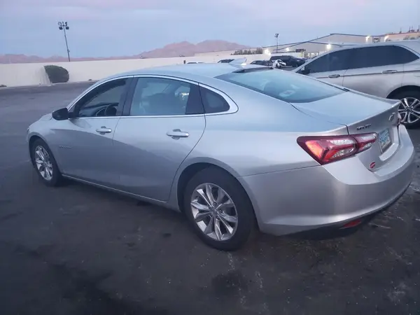1G1ZD5ST4NF131672 2022 CHEVROLET MALIBU - Image 2