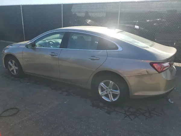 1G1ZD5ST4NF133762 2022 CHEVROLET MALIBU - Image 2