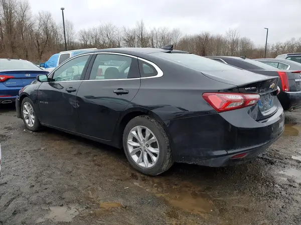 1G1ZD5ST4NF135978 2022 CHEVROLET MALIBU - Image 2