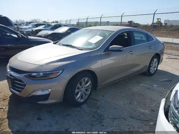 1G1ZD5ST4NF137441 2022 CHEVROLET MALIBU - Image 2