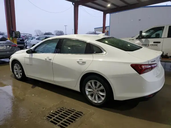 1G1ZD5ST4NF180337 2022 CHEVROLET MALIBU - Image 2