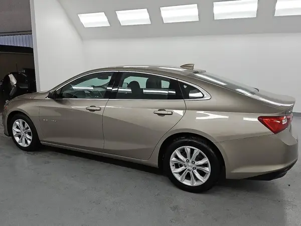 1G1ZD5ST4PF131867 2023 CHEVROLET MALIBU - Image 2