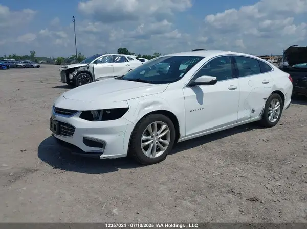 1G1ZD5ST5JF101168 2018 CHEVROLET MALIBU - Image 2