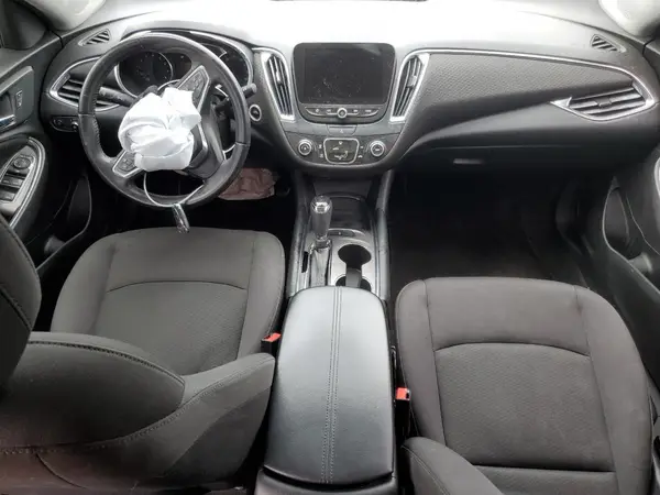 1G1ZD5ST5JF101767 2018 CHEVROLET MALIBU - Image 8
