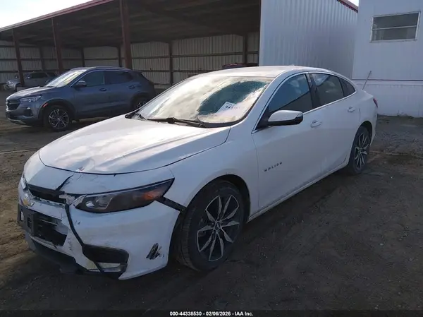 1G1ZD5ST5JF102899 2018 CHEVROLET MALIBU - Image 2