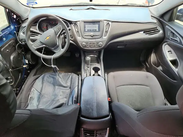 1G1ZD5ST5JF105477 2018 CHEVROLET MALIBU - Image 8