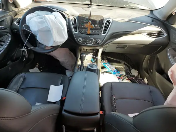 1G1ZD5ST5JF105690 2018 CHEVROLET MALIBU - Image 8