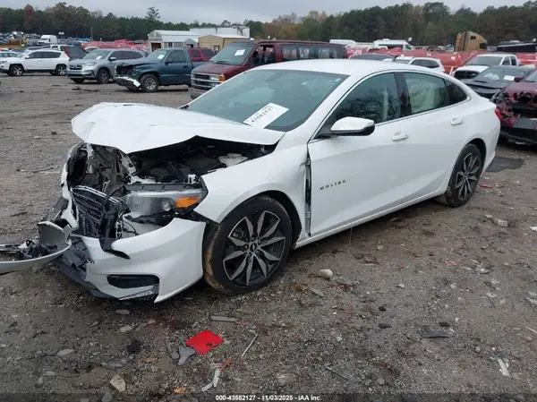1G1ZD5ST5JF114051 2018 CHEVROLET MALIBU - Image 2