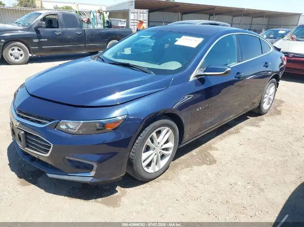 1G1ZD5ST5JF119427 2018 CHEVROLET MALIBU - Image 2