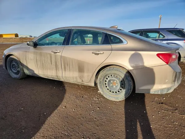 1G1ZD5ST5JF119864 2018 CHEVROLET MALIBU - Image 2
