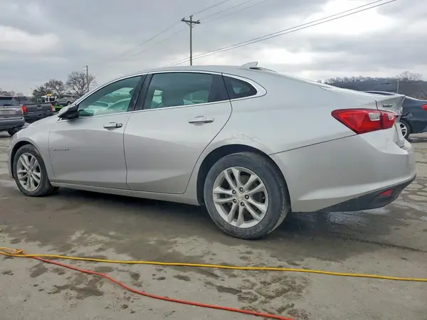 1G1ZD5ST5JF121680 2018 CHEVROLET MALIBU - Image 2