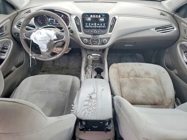 1G1ZD5ST5JF121680 2018 CHEVROLET MALIBU - Image 8