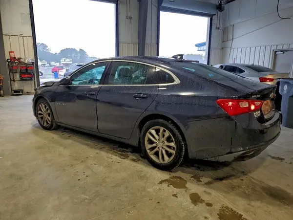 1G1ZD5ST5JF122747 2018 CHEVROLET MALIBU - Image 2