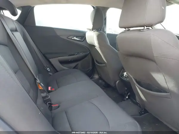 1G1ZD5ST5JF123087 2018 CHEVROLET MALIBU - Image 8