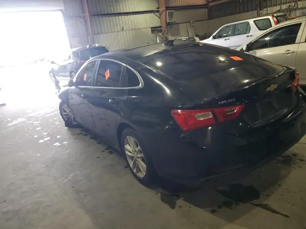 1G1ZD5ST5JF125390 2018 CHEVROLET MALIBU - Image 2